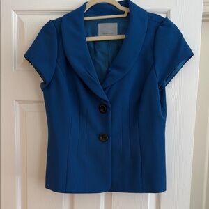 Classiques Entier Blue Short-Sleeved Blazer with Tailored Fit